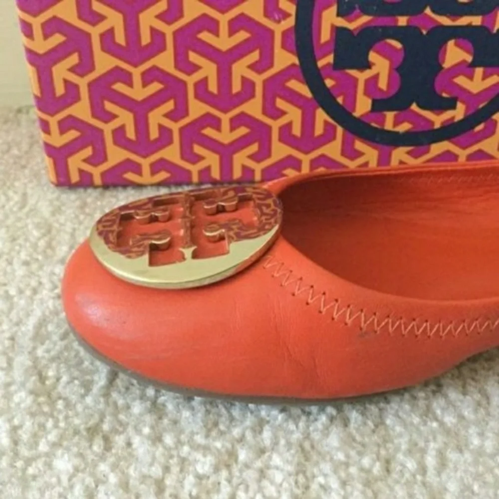TORY BURCH Orange Size 8.5 Gold Logo Flats